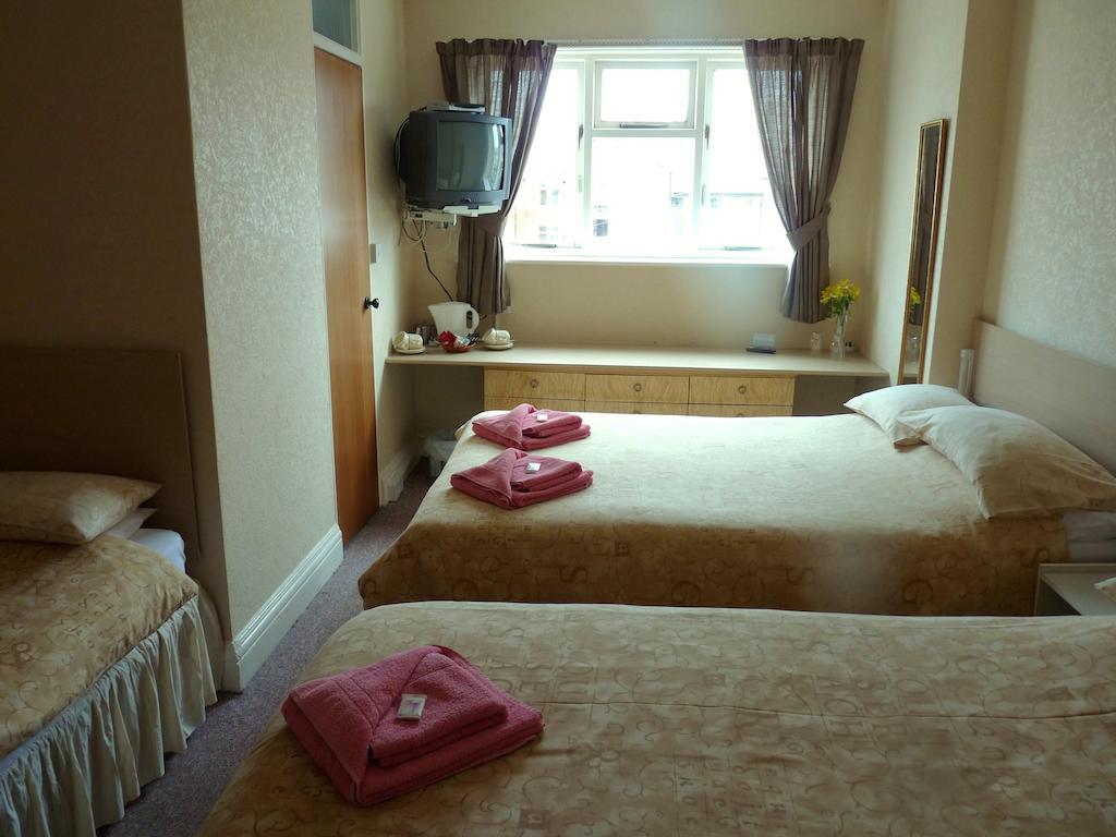 Moorings Hotel Blackpool Room photo