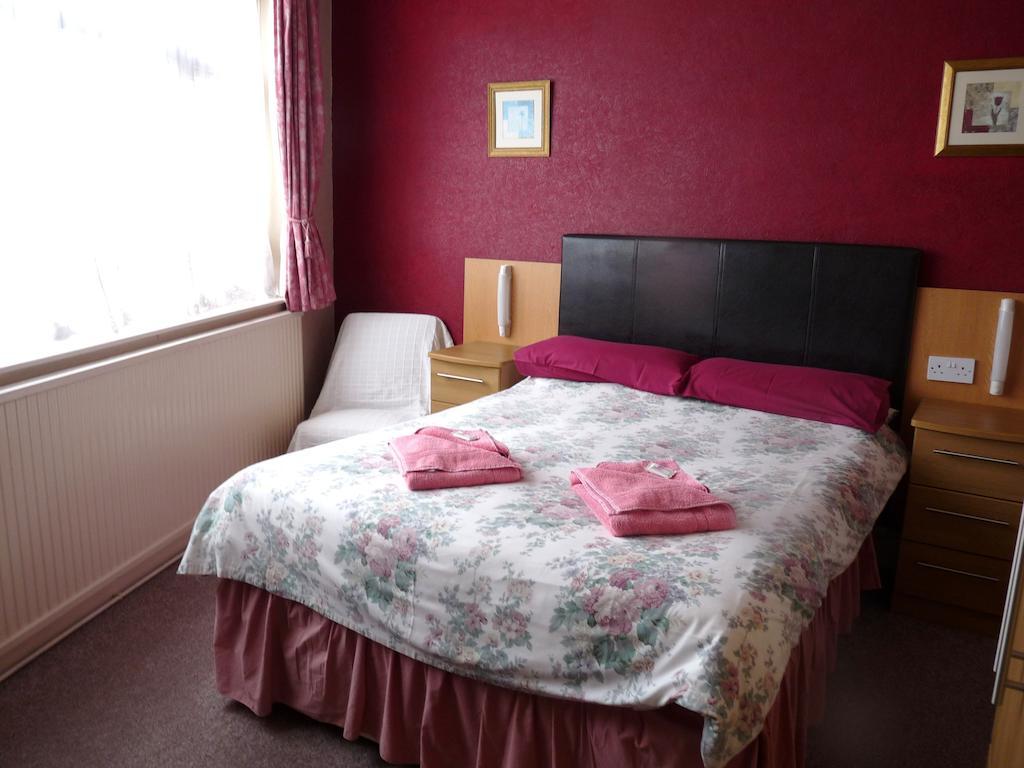 Moorings Hotel Blackpool Room photo
