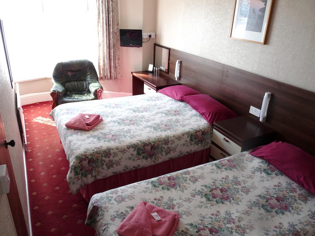 Moorings Hotel Blackpool Room photo